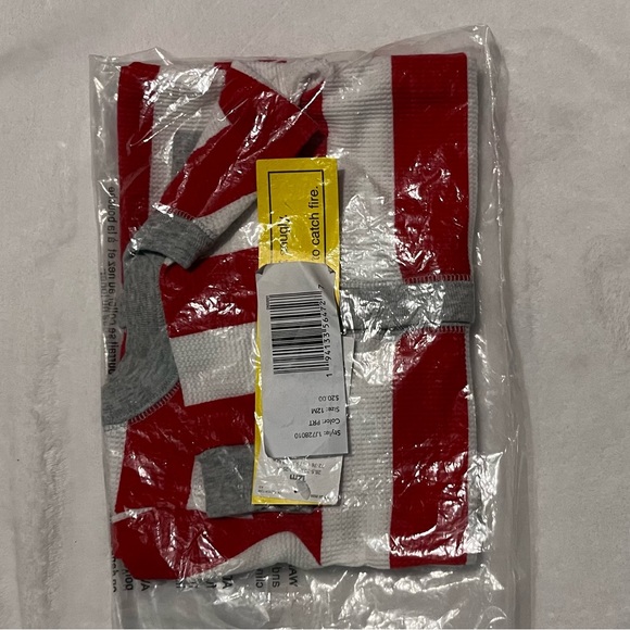 Red and white striped holiday thermal sleeper (12 months) - Picture 3 of 3